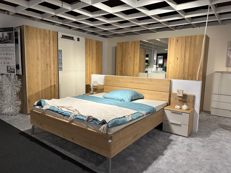 Bett Steffen Model 20UP Wood