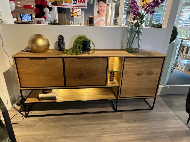Sideboard Henders & Hazel City
